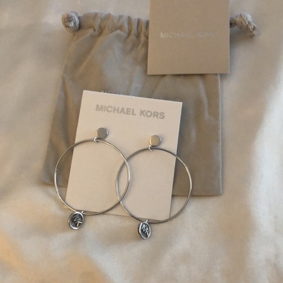 Michael Kors Silver Tone Brass Hoop Earrings With Round MK Charm & Crystal NWT - Picture 8 of 13